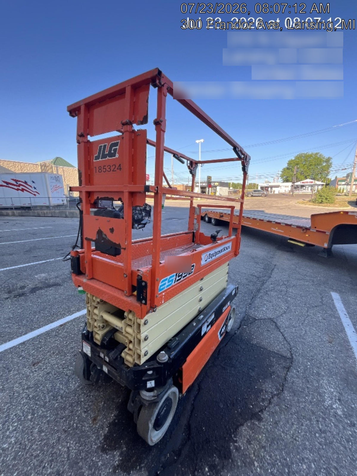2021 JLG ES1932