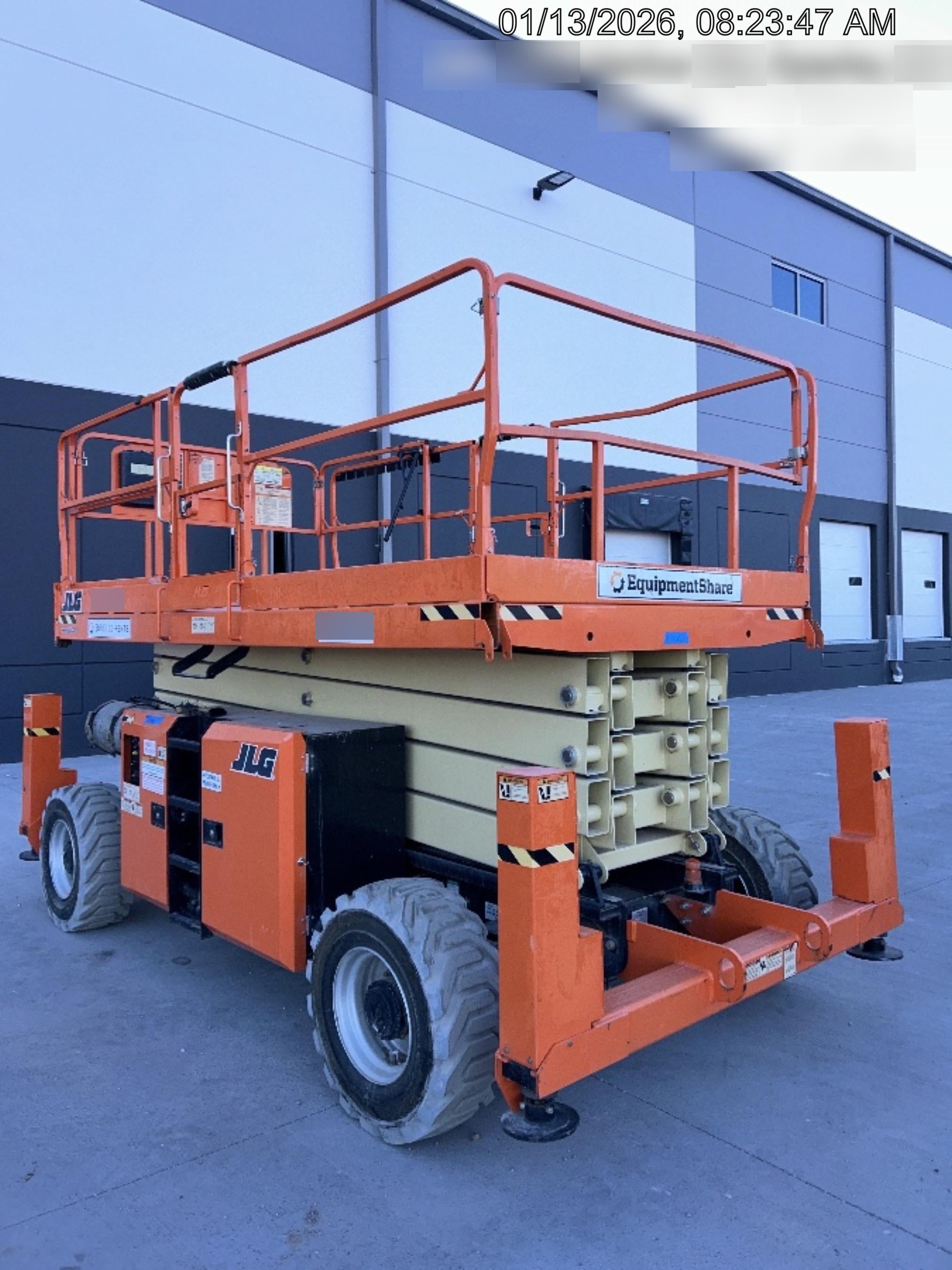 2020 JLG 430LRT