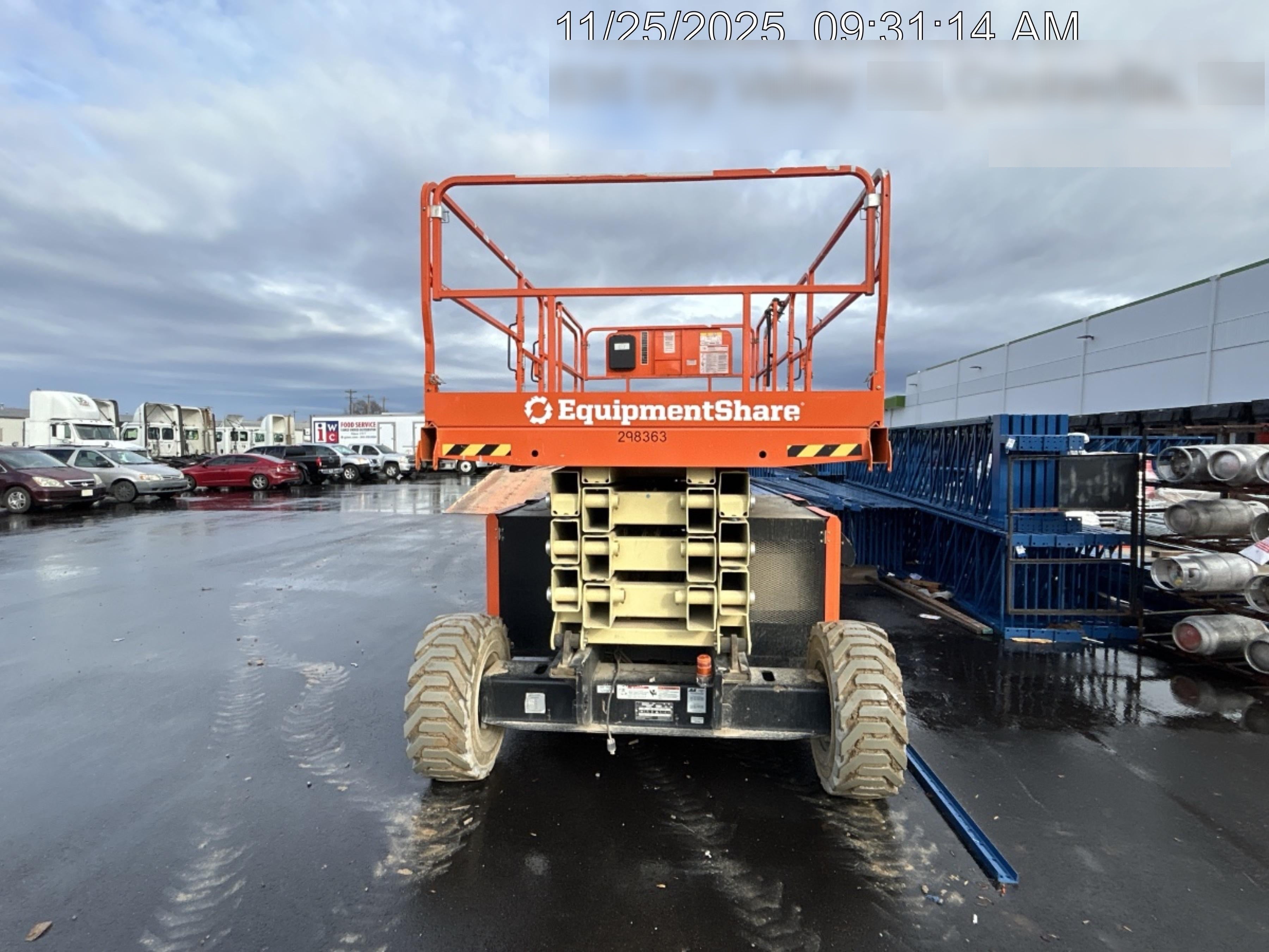 2023 JLG RT4394