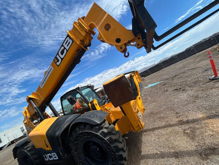 2022 JCB 512-56