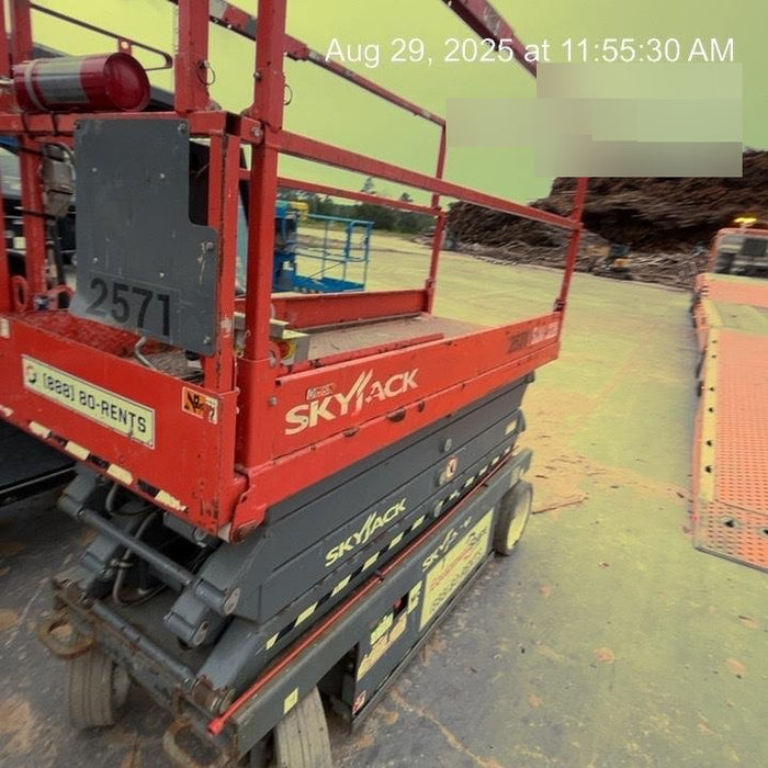 2016 Skyjack SJIII-3226 Standard Options