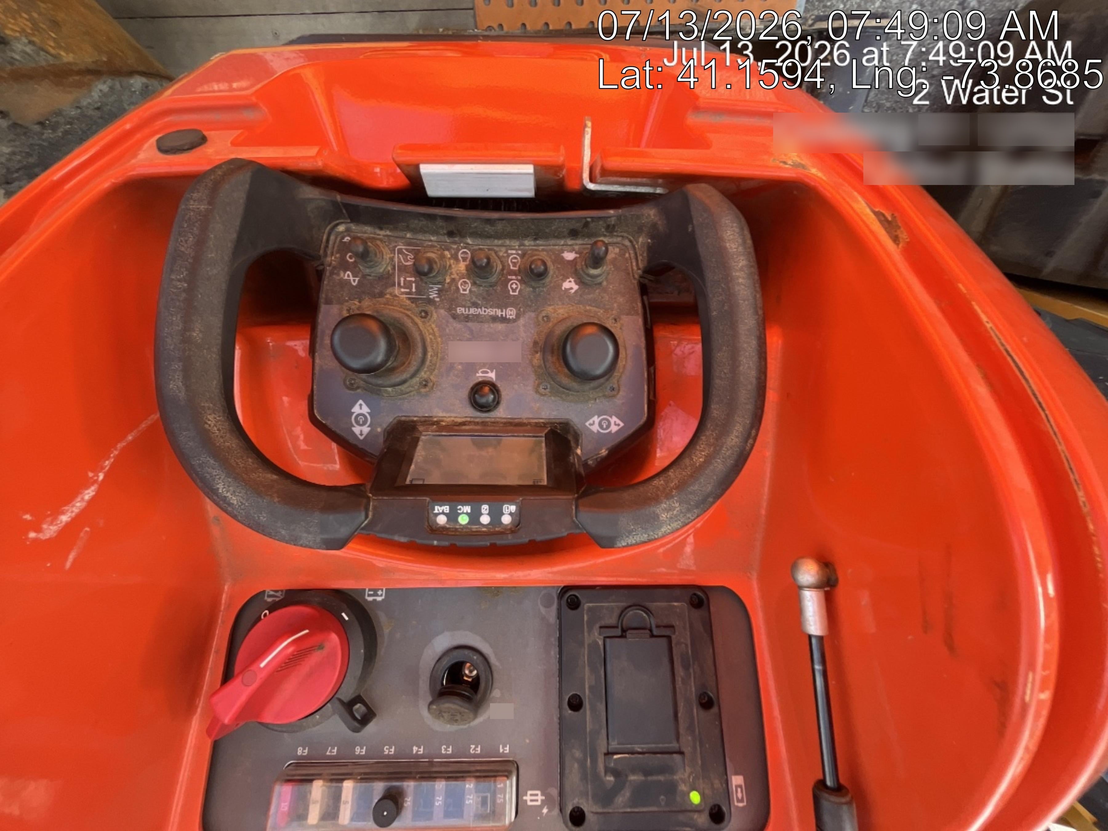 2024 HUSQVARNA LP9505