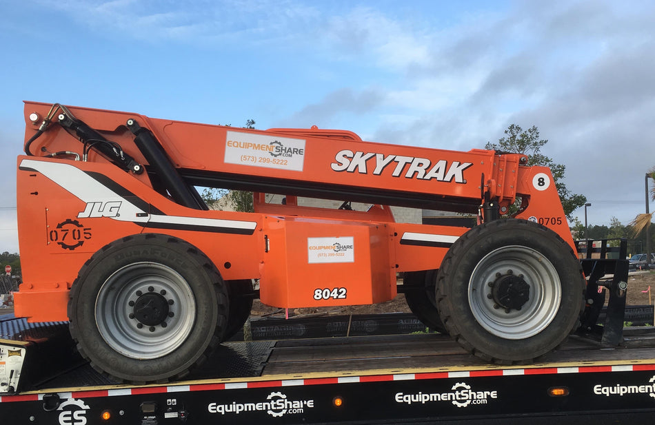 2007 Skytrak 8042 Skytrak 8042, 42' Reach, 8000 lb capacity