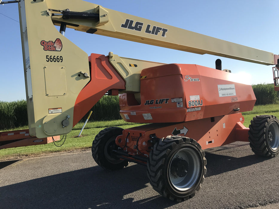 2020 JLG 800AJ