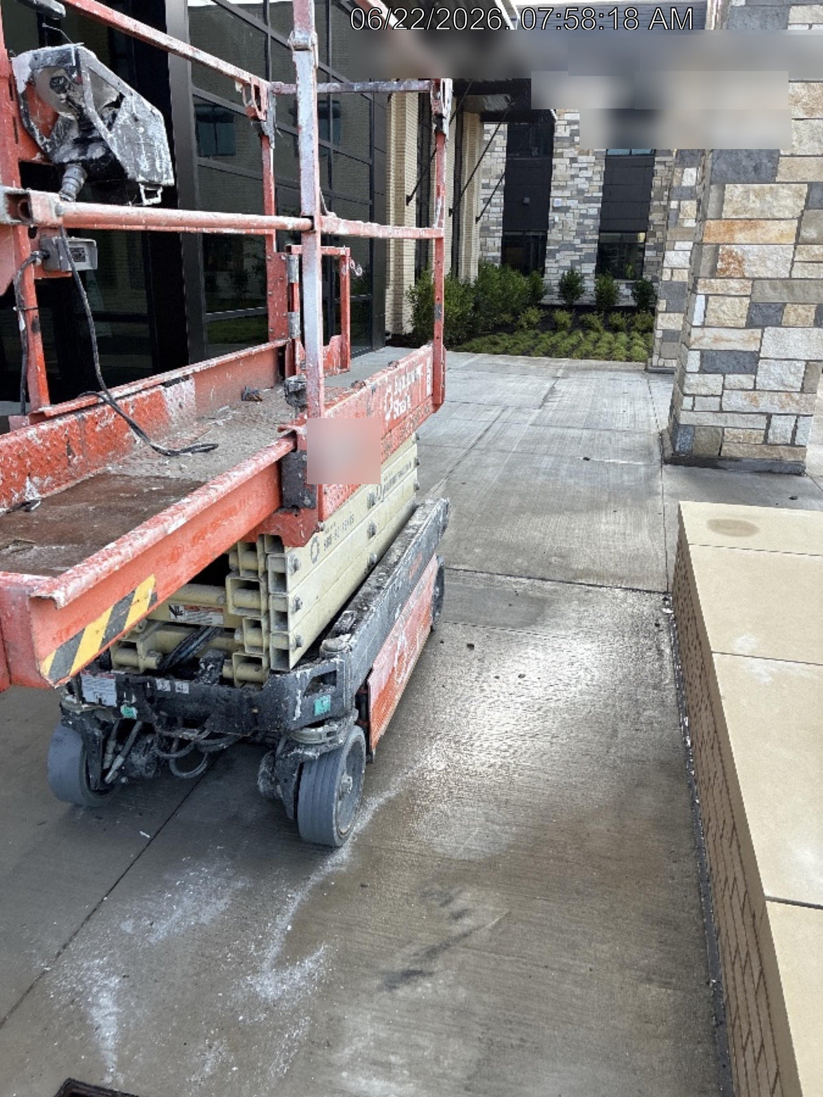 2022 JLG R1932