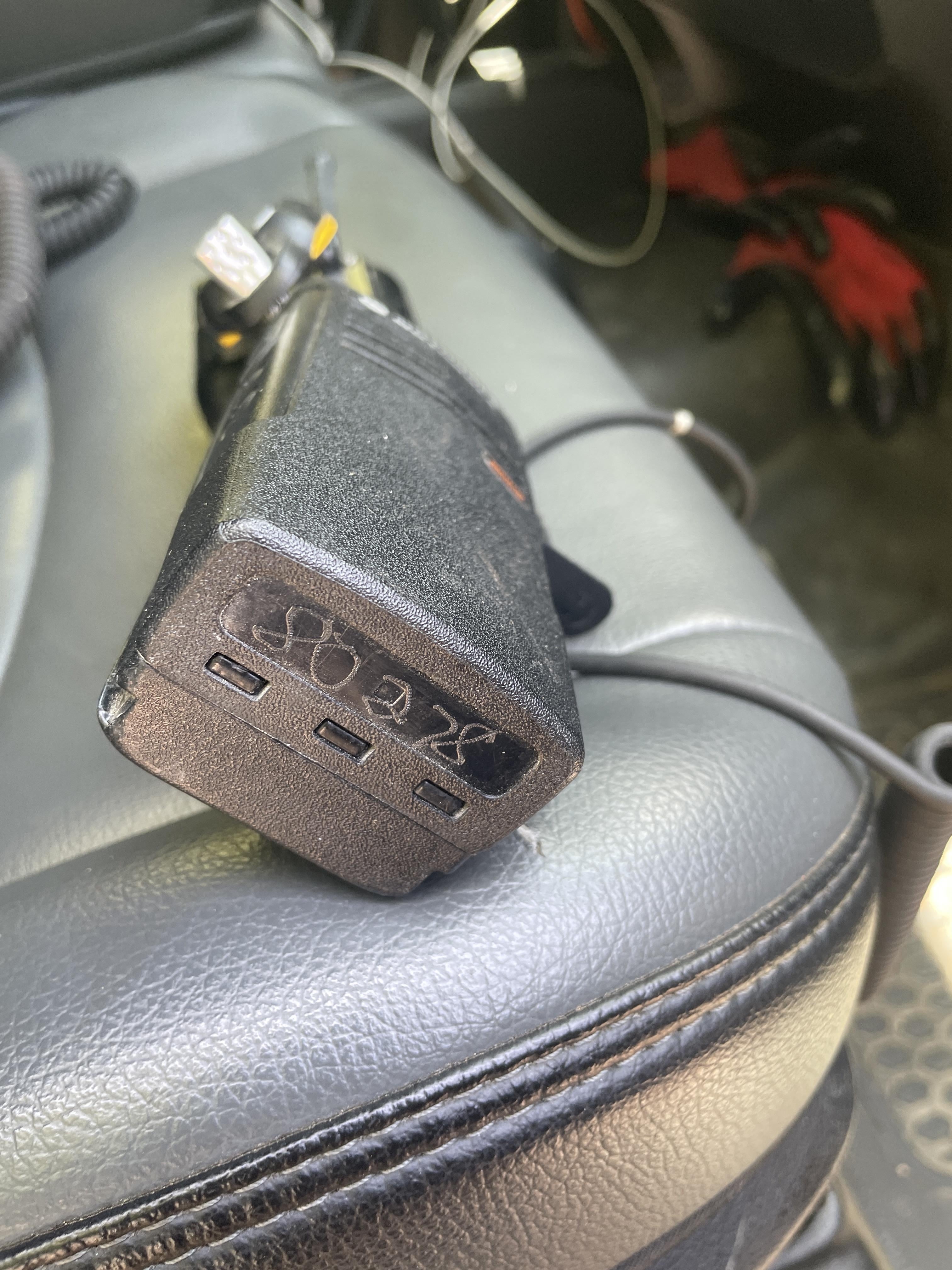 2020 MOTOROLA RDU4100