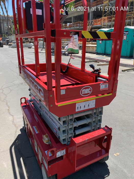 2020 MEC 1330SE Solid NM Tires, Steel Swing out Doors, LCS, Beacon, 900W Inverter