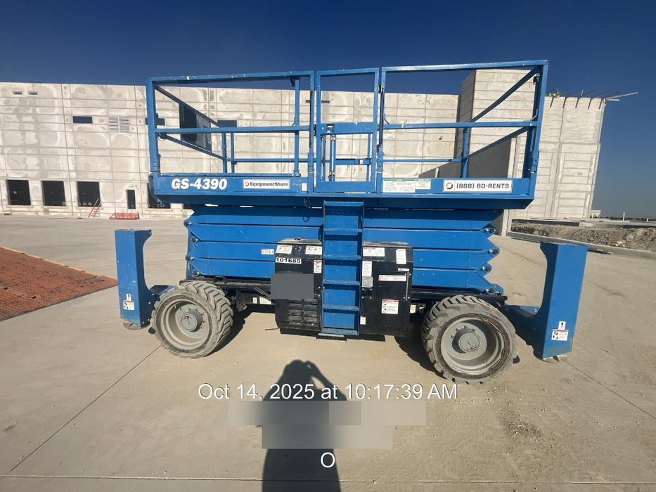 2020 GENIE GS-4390 RT