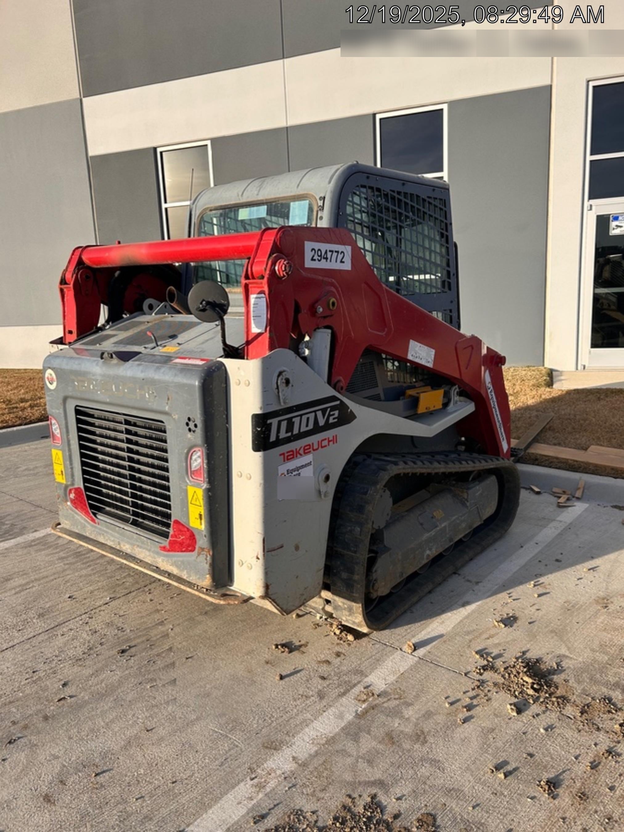 2023 TAKEUCHI TL10V2-CR