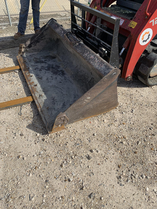 2022 ARROW MATERIAL HANDLING 60" Pallet Forks - Arrow