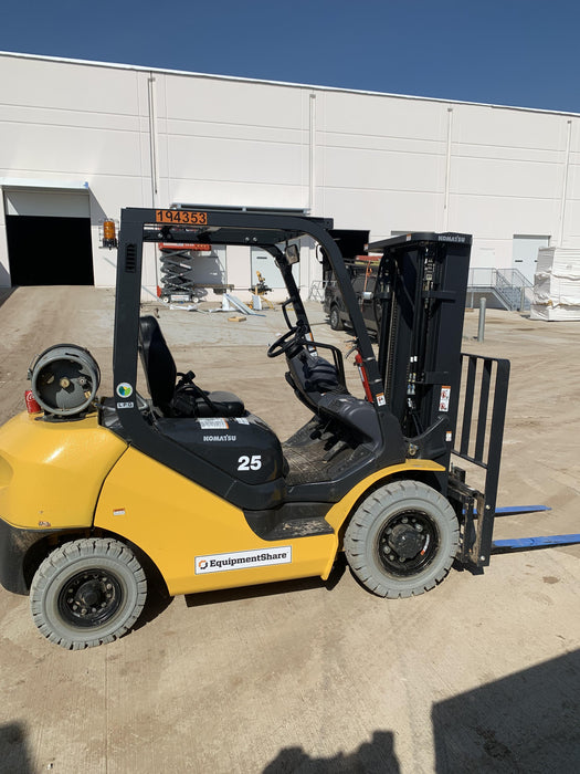 2021 KOMATSU FG25T-16