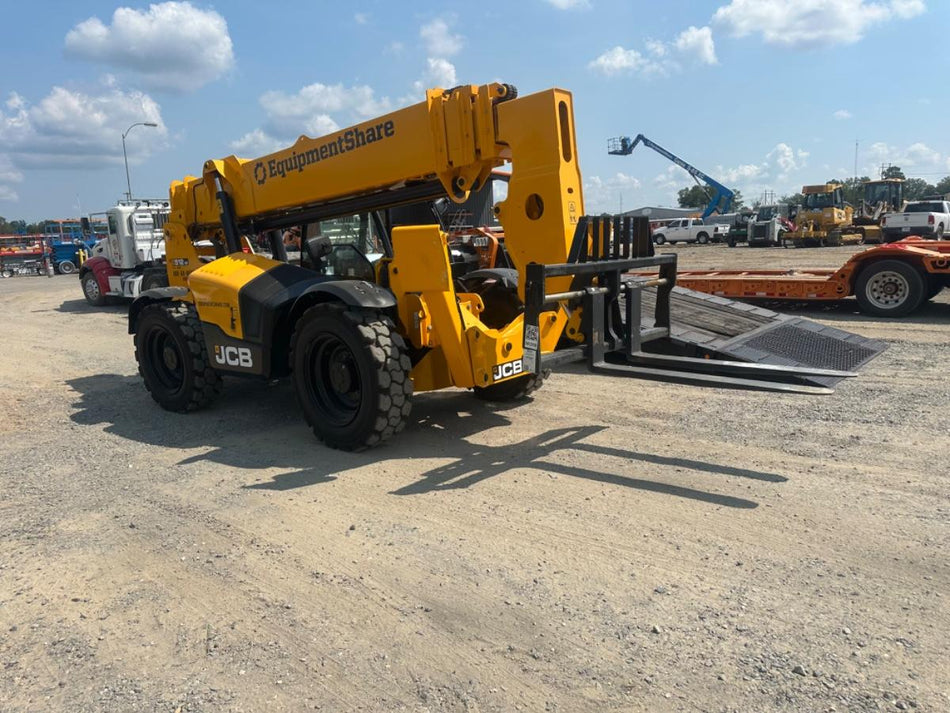 2025 JCB 512-56