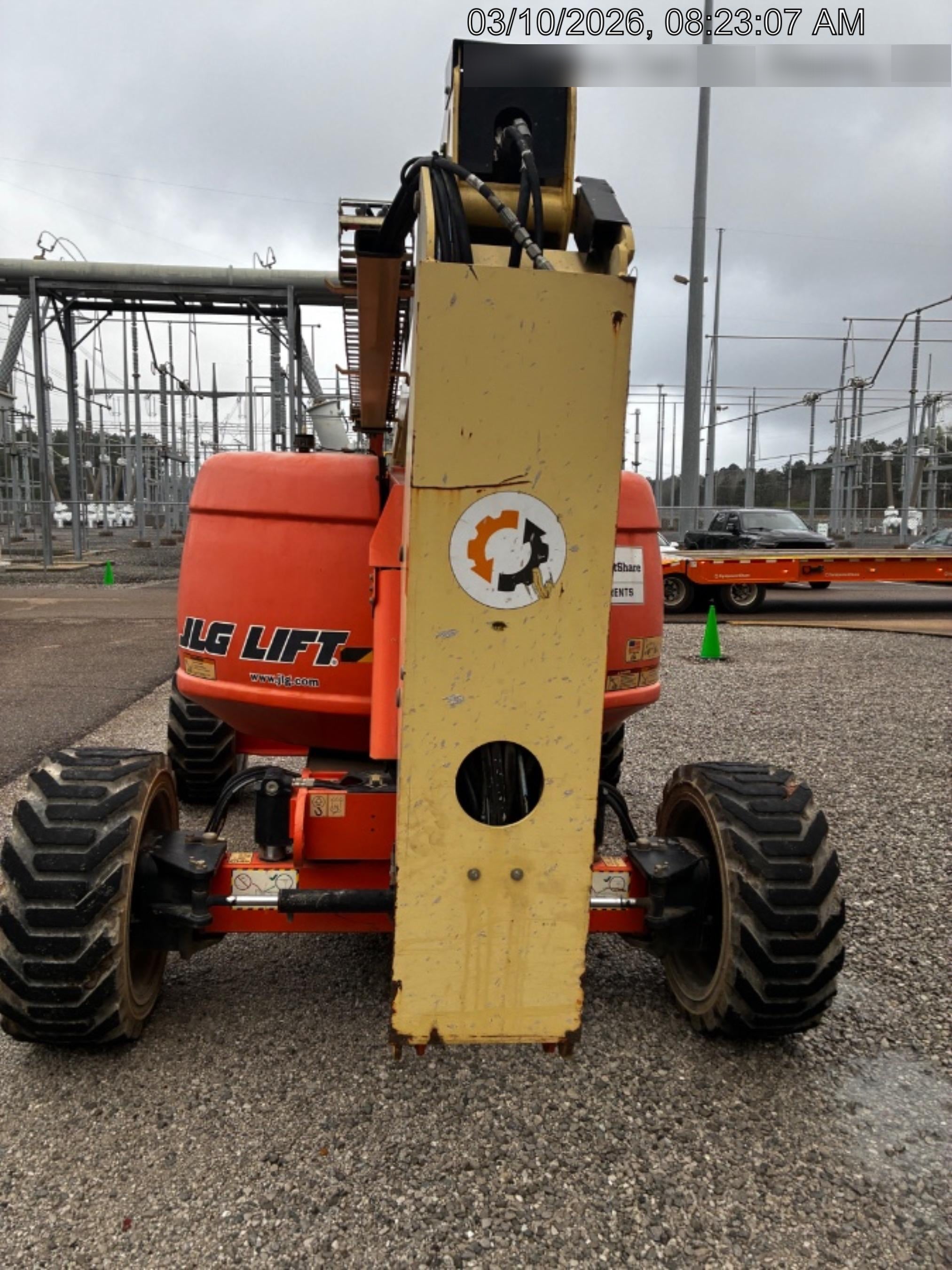 2019 JLG 600AJ