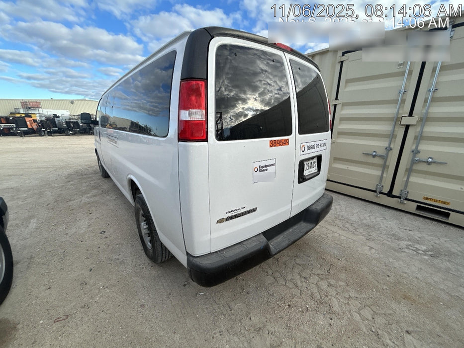 2023 CHEVROLET Express Van - Rental