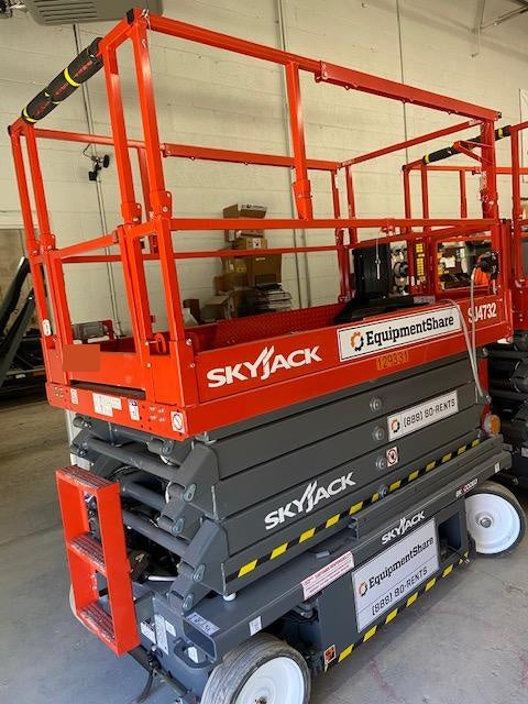 2021 SKYJACK SJ4732