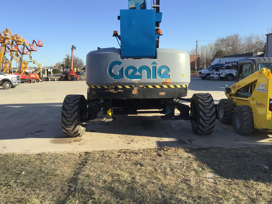 2017 GENIE SX-135 XC