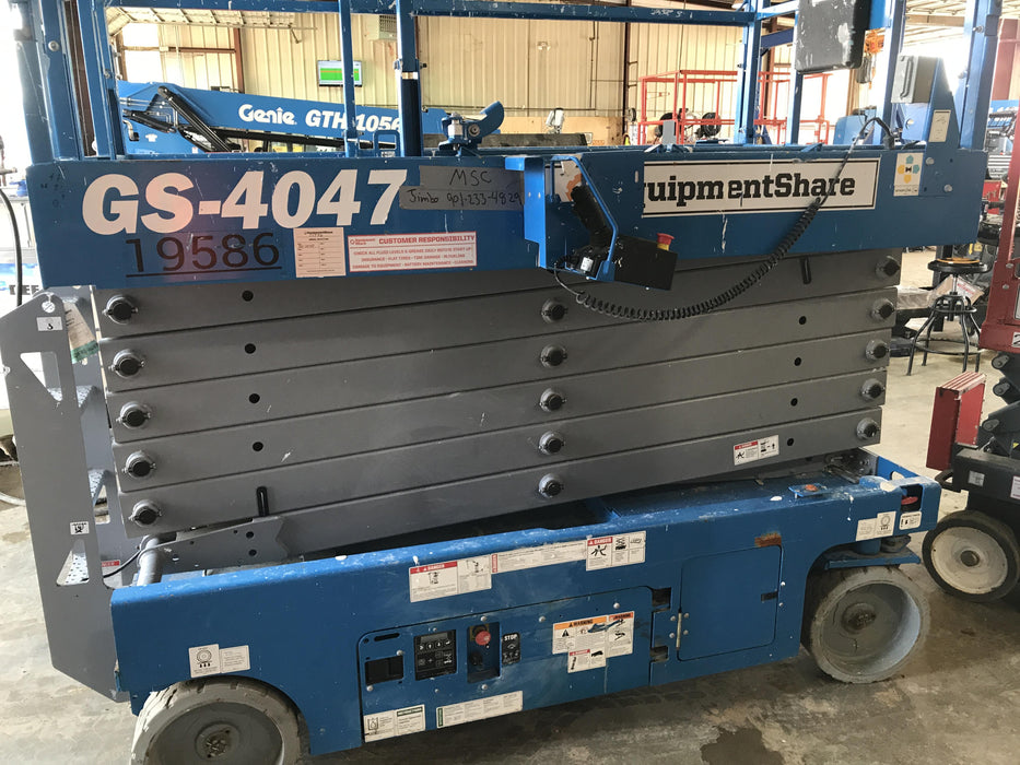 2018 GENIE GS-4047