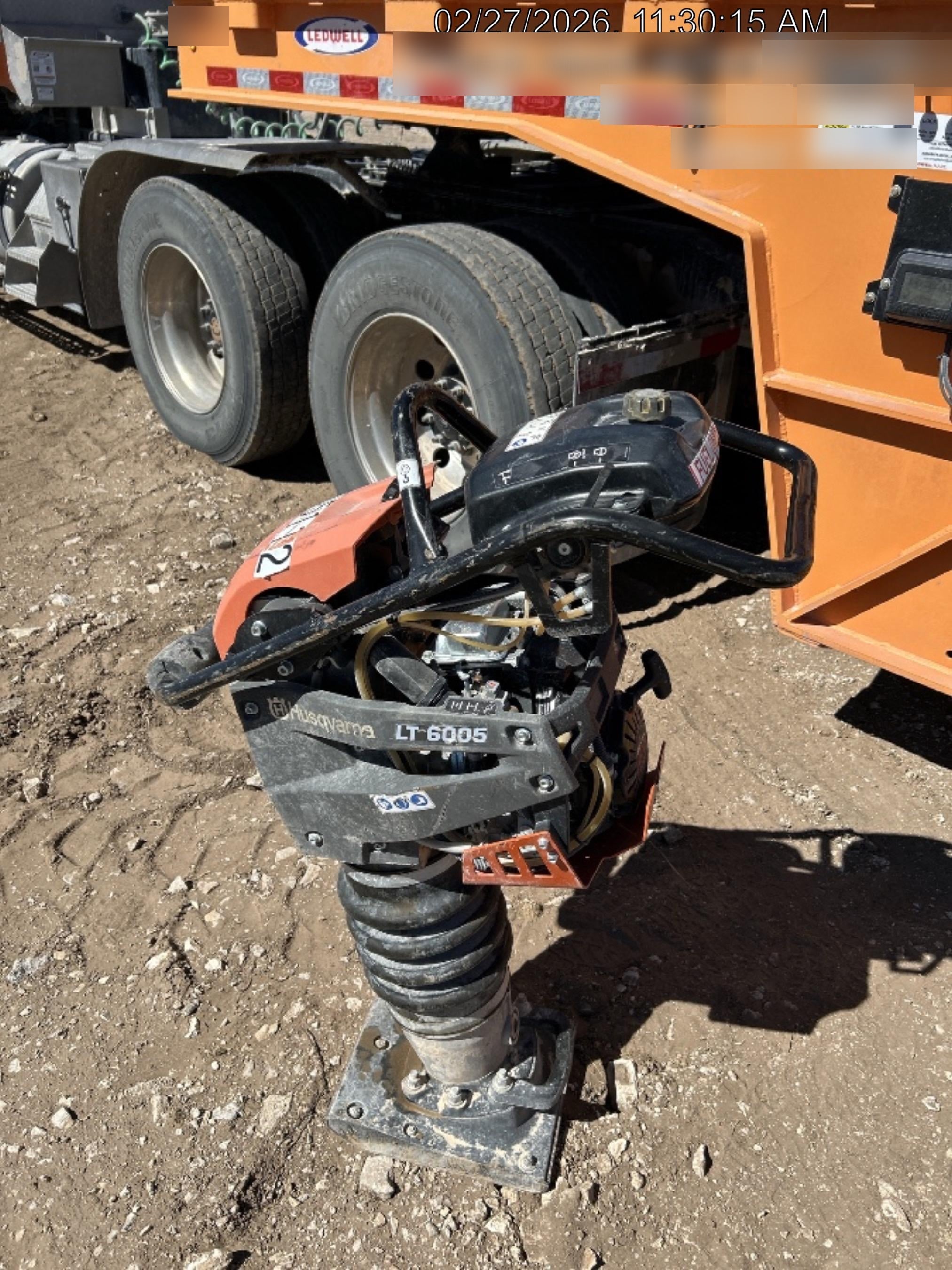 2025 HUSQVARNA LT6005