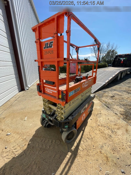 2022 JLG ES1932