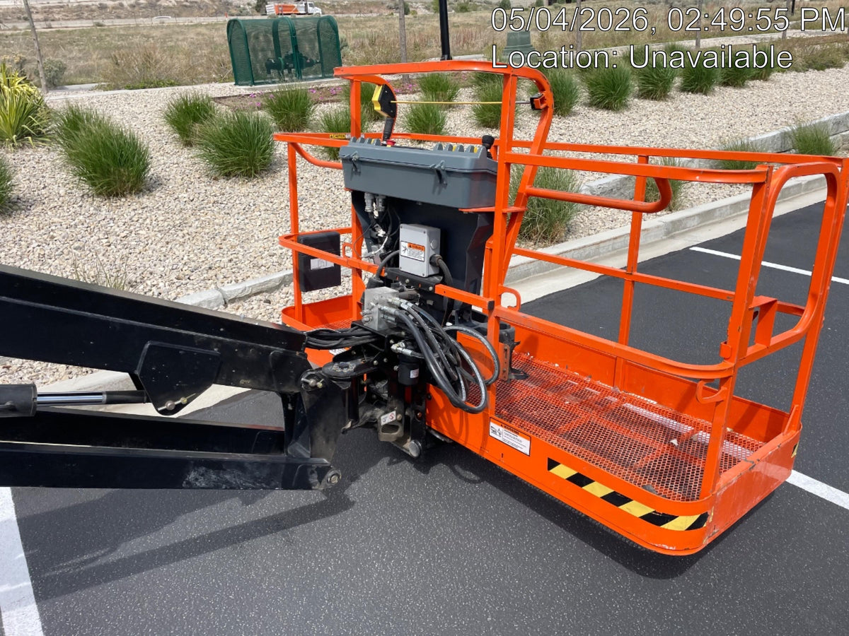 2025 JLG 660SJ