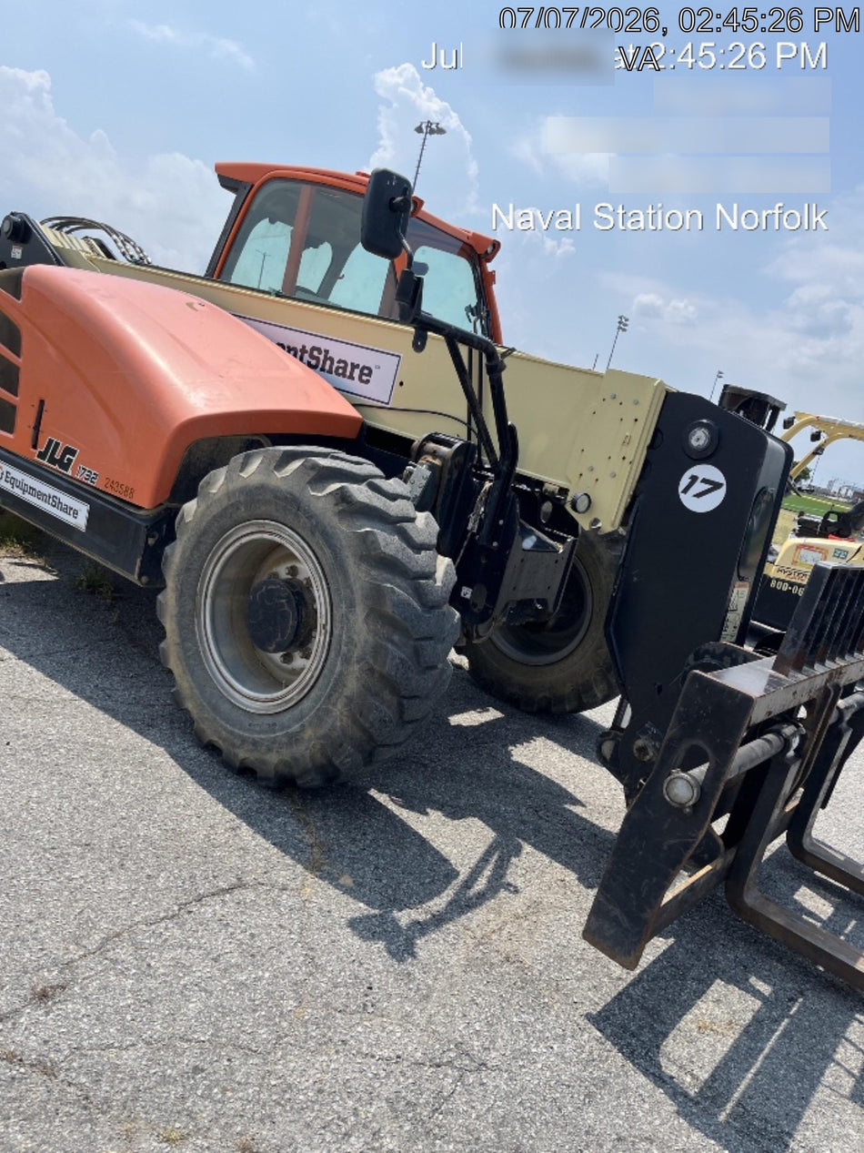 2022 JLG 1732