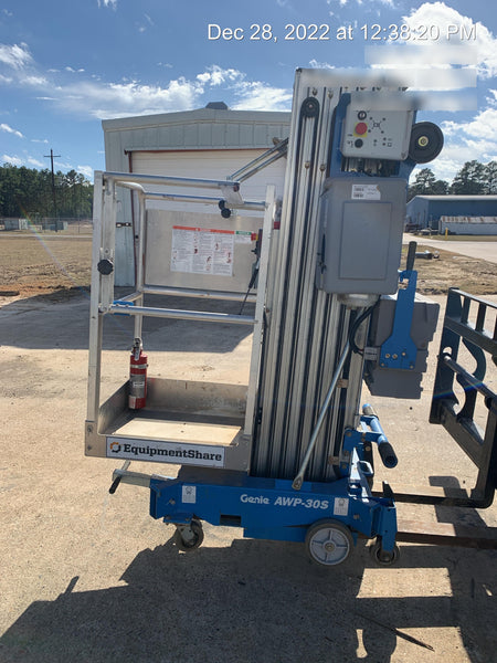 2019 GENIE AWP-30S