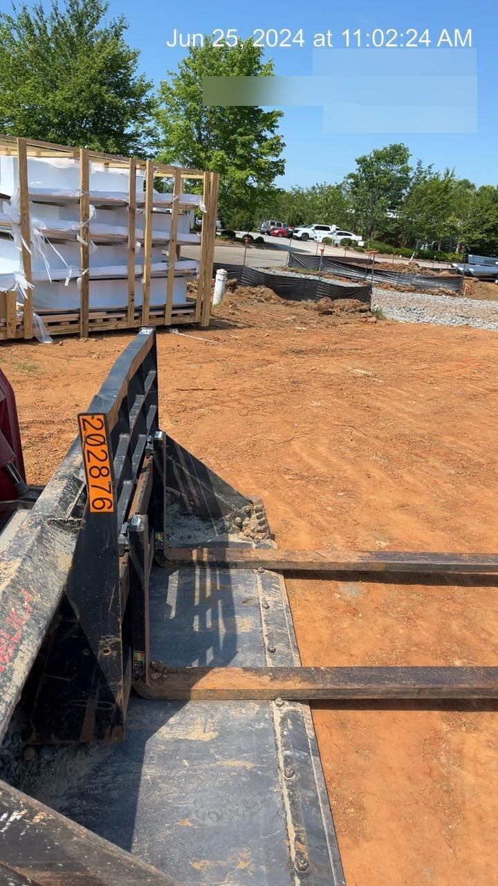 2022 ARROW MATERIAL HANDLING 60" Pallet Forks - Arrow