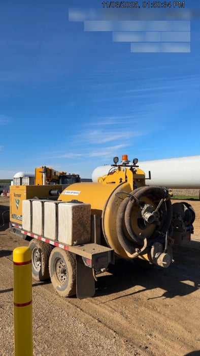 2022 VAC-TRON LP573XDT