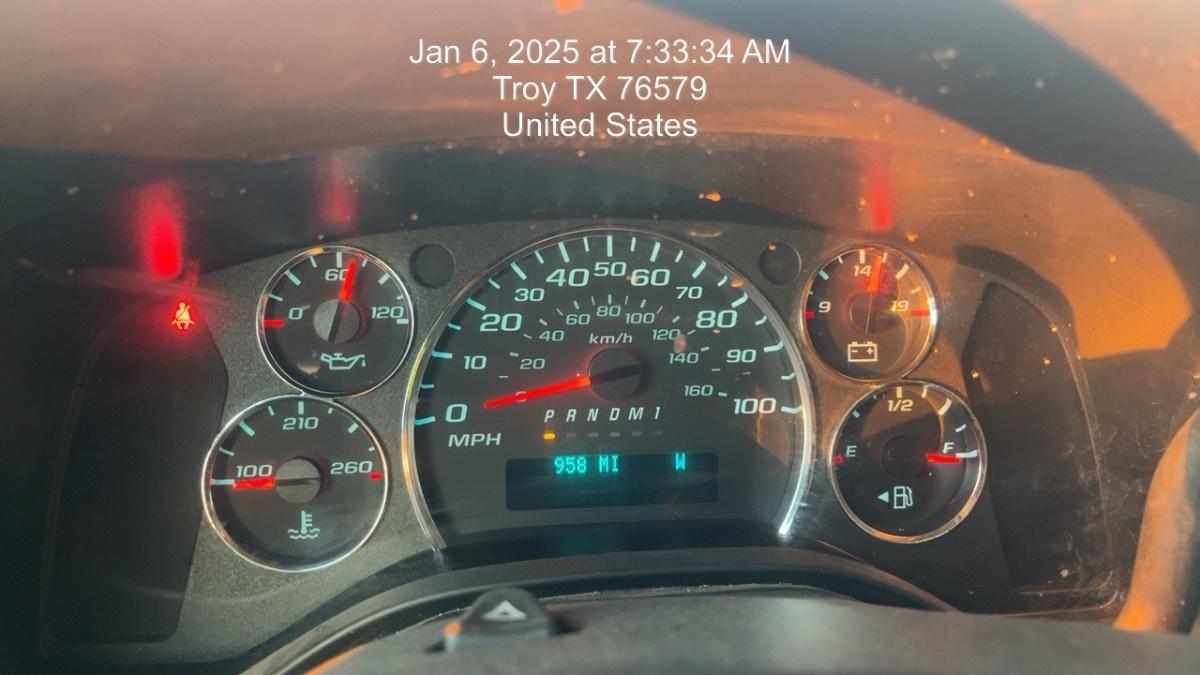 2023 CHEVROLET Express Van - Rental