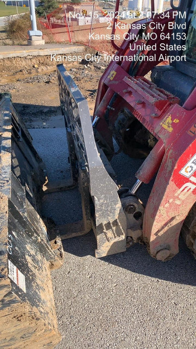 2022 PALADIN 48" Pallet Forks - Paladin