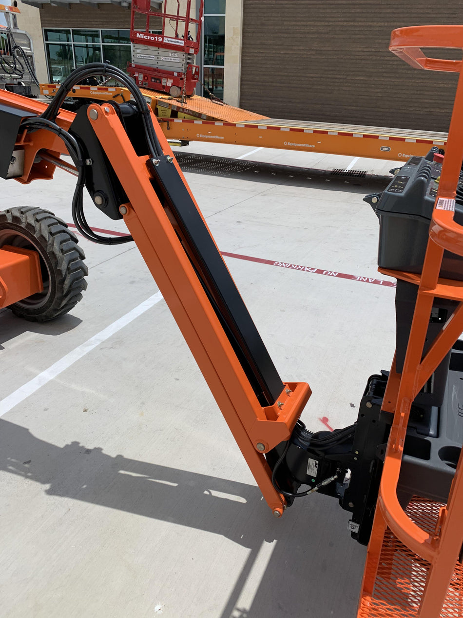 2022 JLG 340AJ
