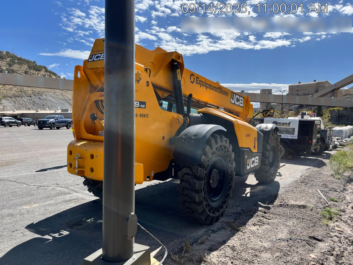 2023 JCB 509-42
