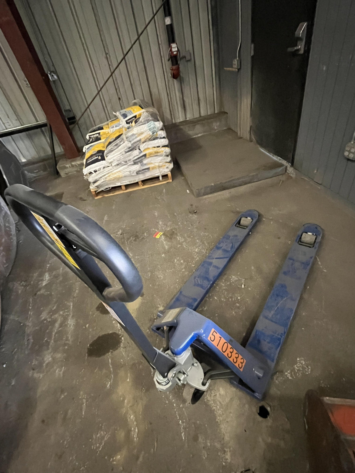 2025 ULINE H-7504