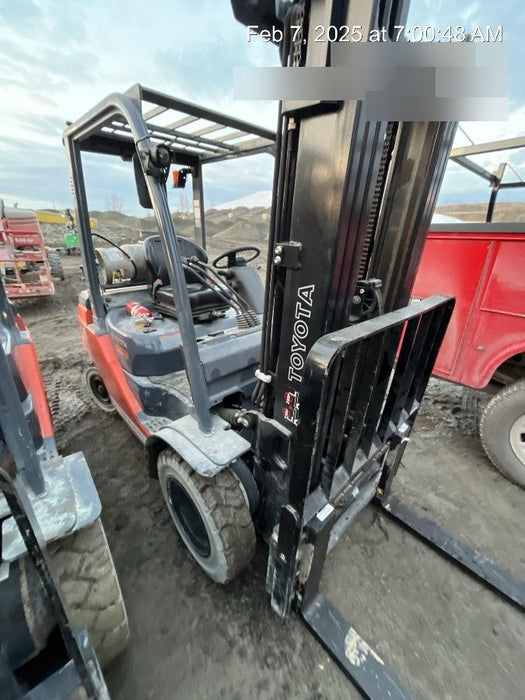 2022 TOYOTA 50-8FGU25