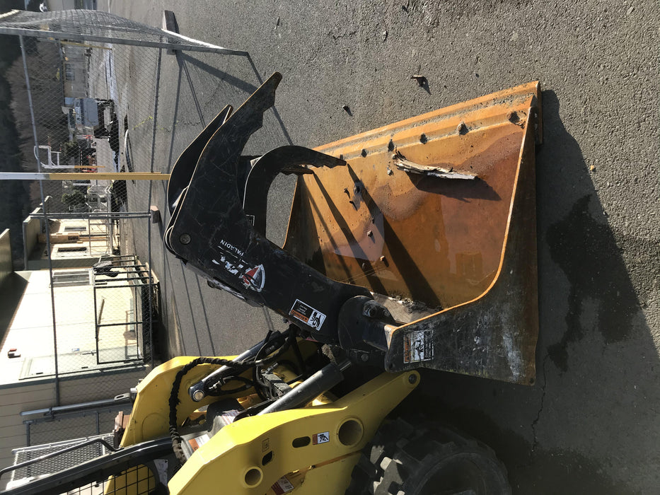 2019 PALADIN 76" Scrap Grapple Bucket - Paladin