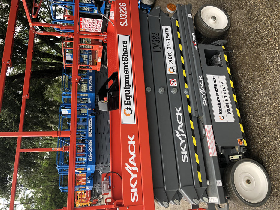 2020 Skyjack SJIII-3226 Solid NM Tires, Half height spring hinged entry gate, Dual Beacons