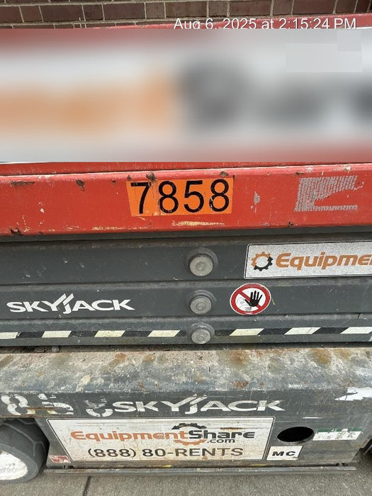 2018 Skyjack SJIII-3219 Skyjack SJIII3219 Scissor Lift w/Trojan Batteries