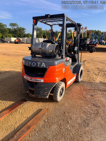 2022 TOYOTA 50-8FGU25