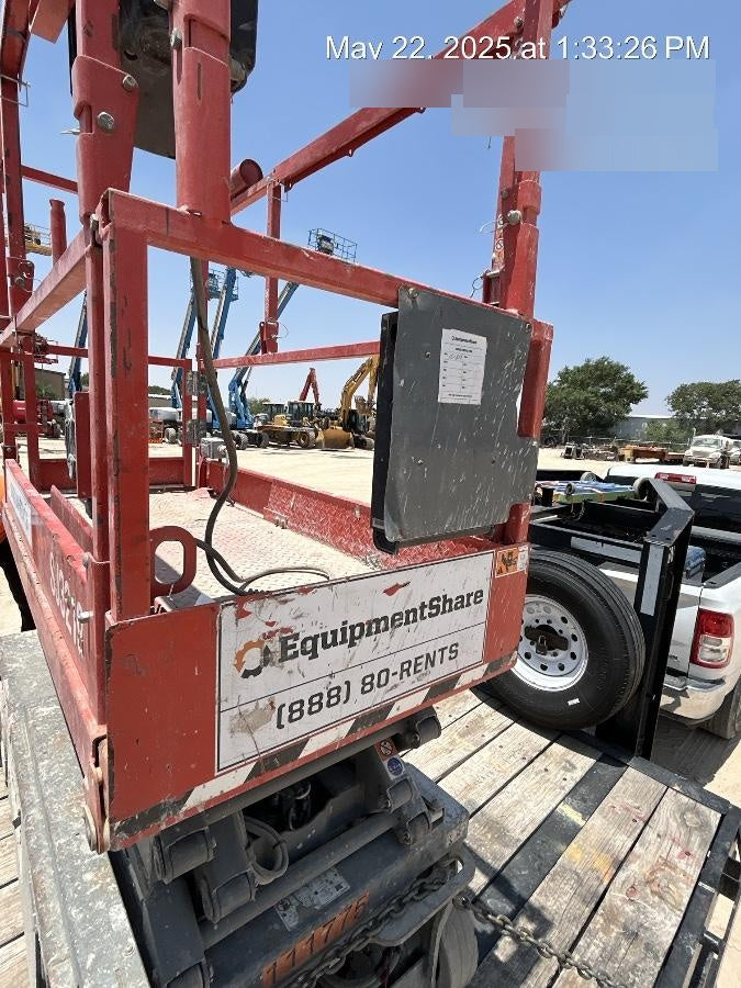 2020 Skyjack SJIII-3219 Solid NM Tires, Half height spring hinged entry gate, Dual Beacons, 800W Inverter