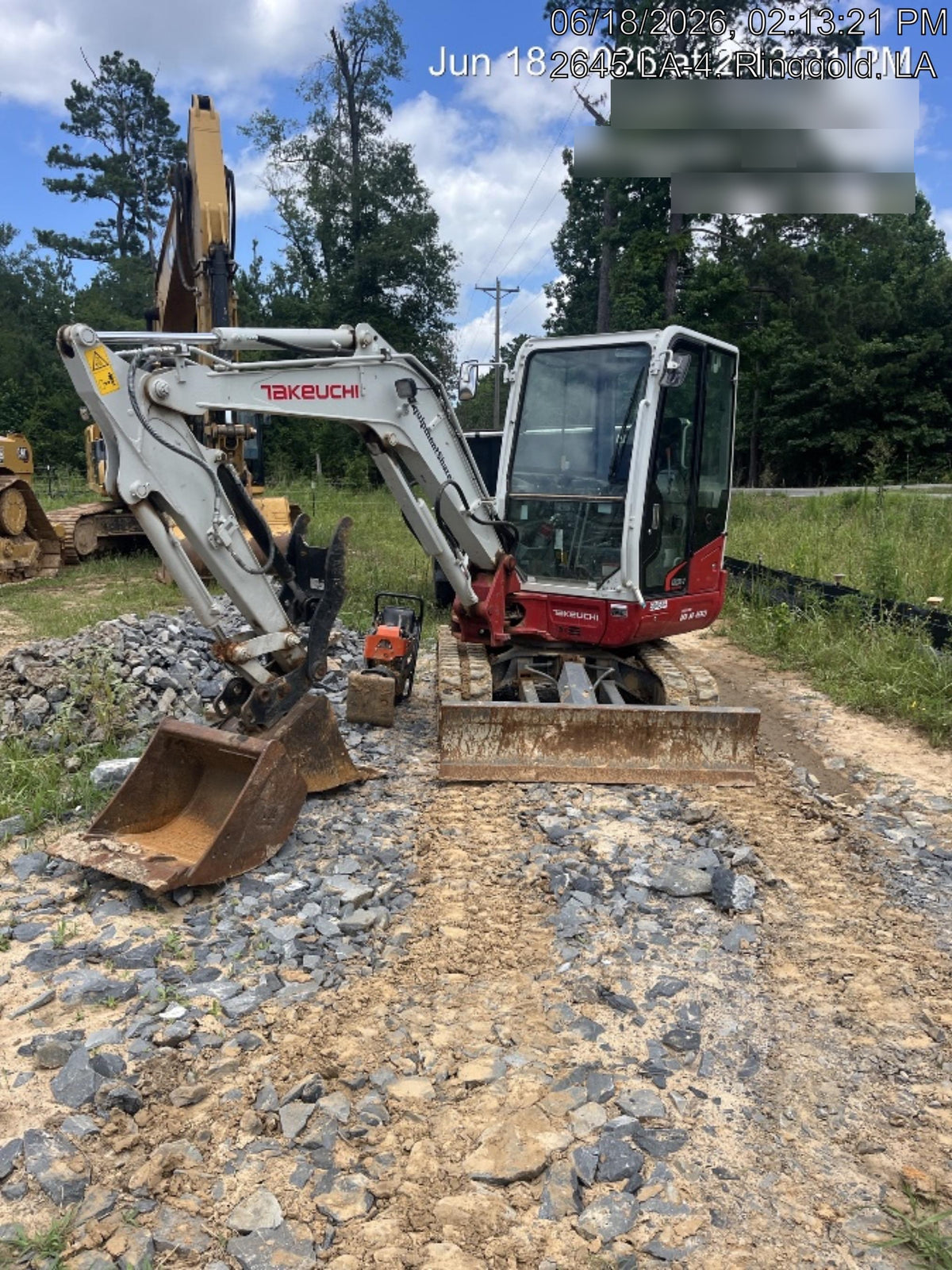 2025 TAKEUCHI TB235-2CR