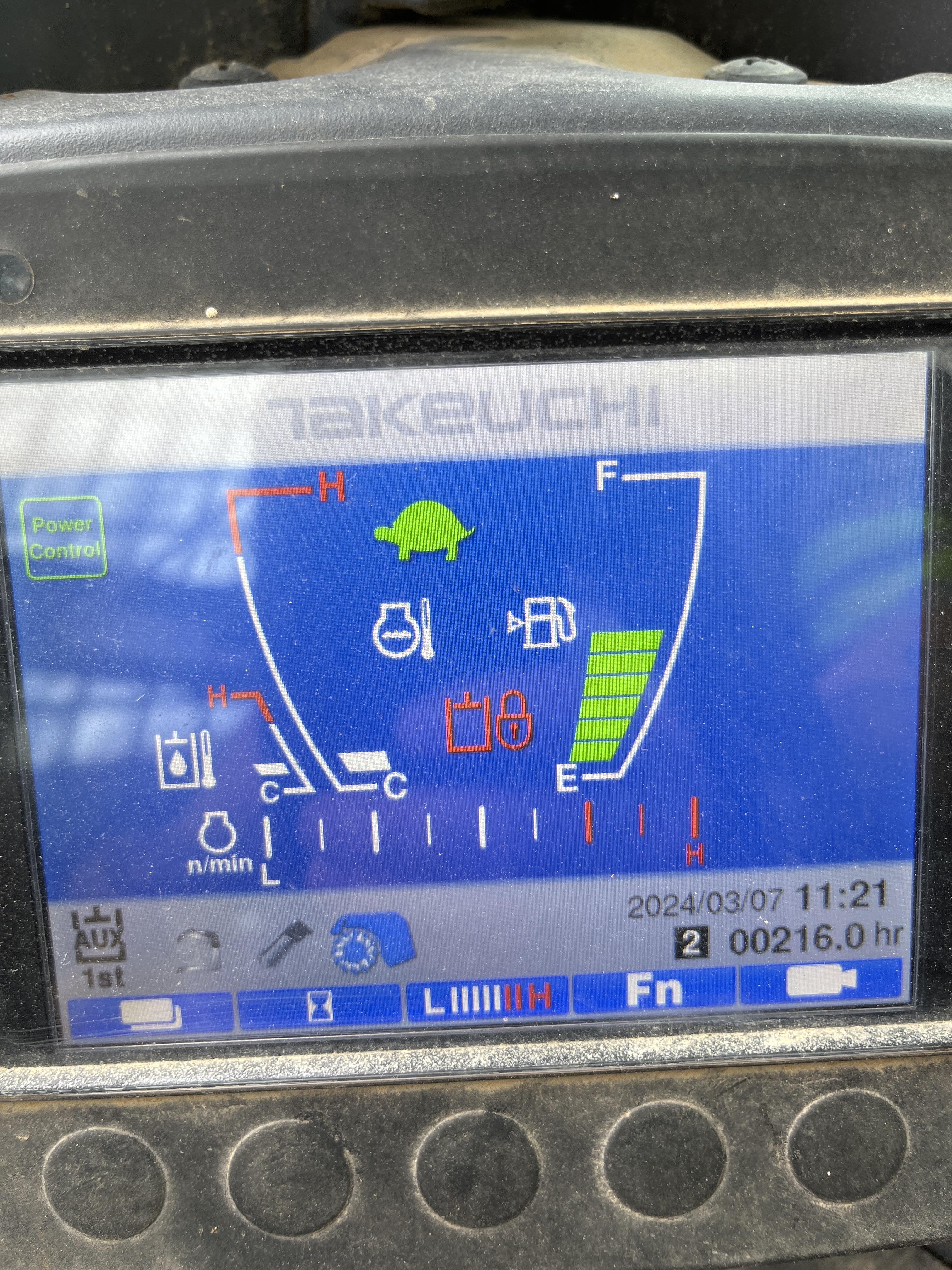 2022 TAKEUCHI TL8R2-CR