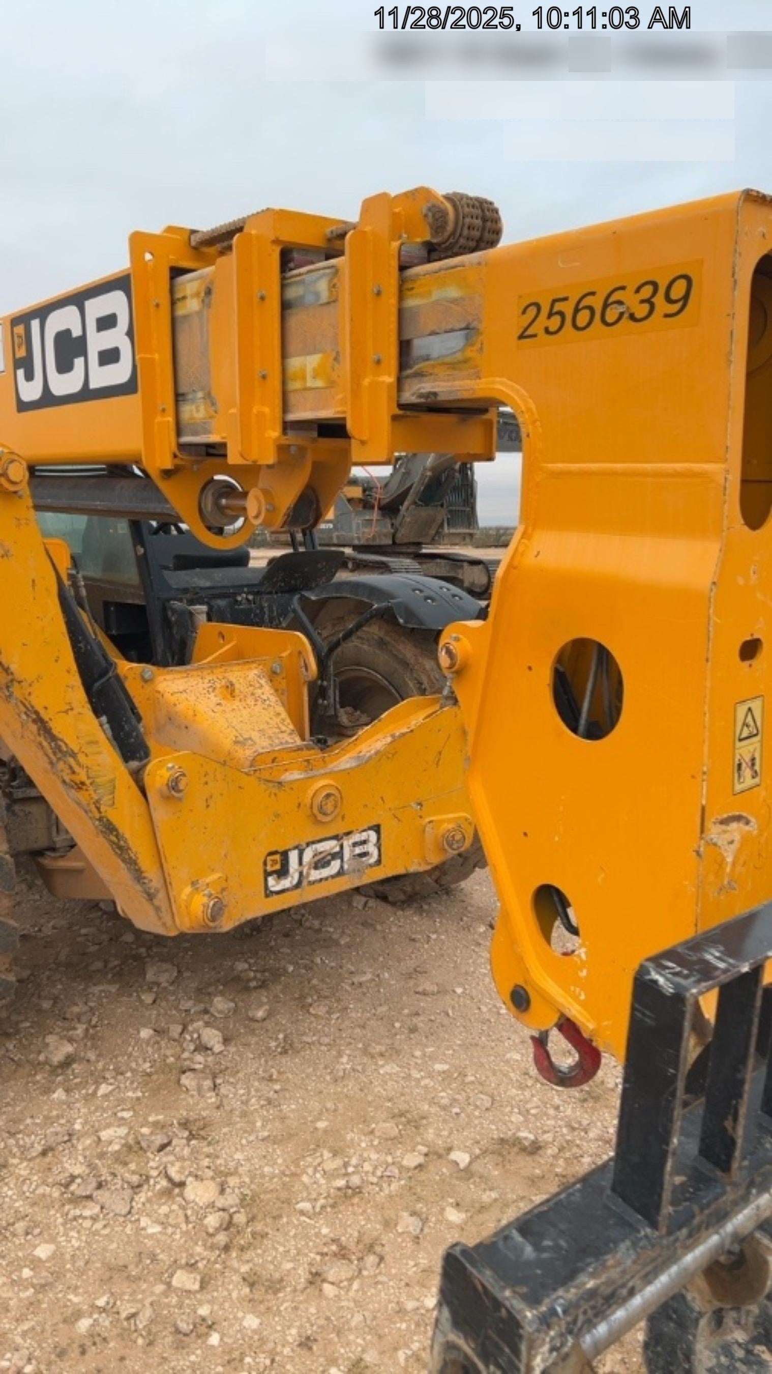 2022 JCB 512-56