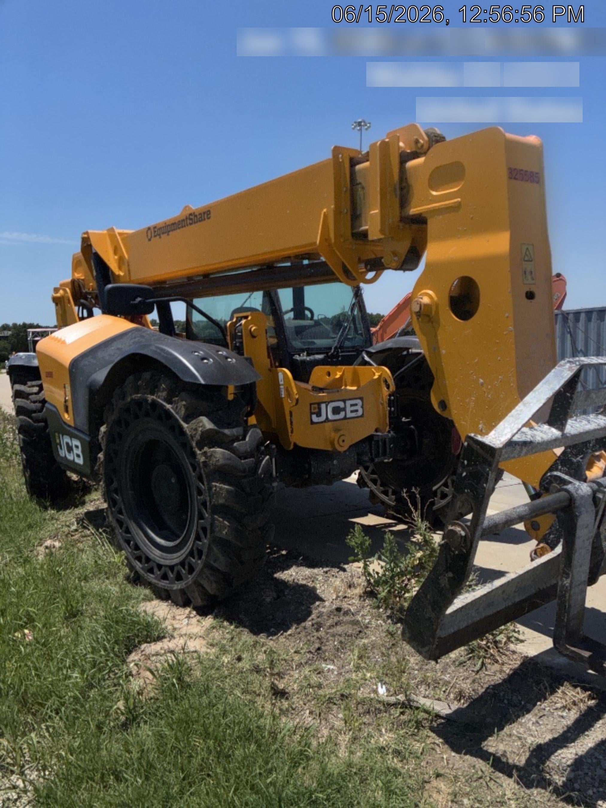 2023 JCB 509-42