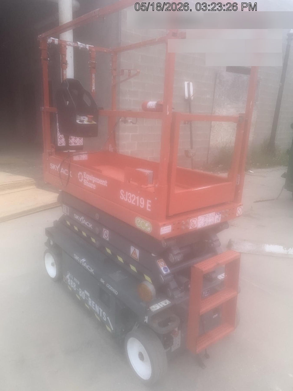 2024 Skyjack SJ3219 Electric Drive, Sld NM Tires, DBcns, RFRails, Power to Platform, T3 + Access Control