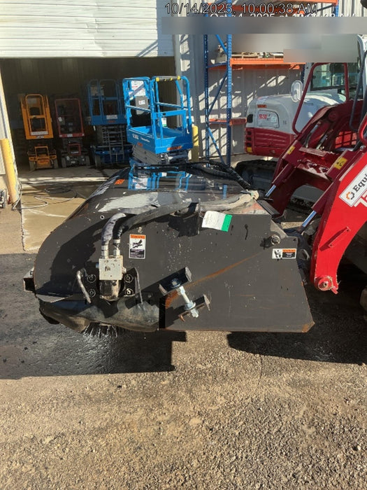 2021 PALADIN Sweepster SB72