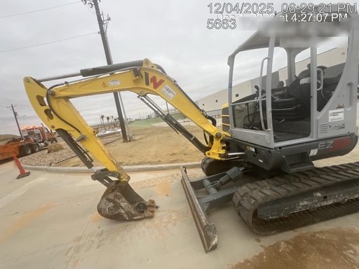 Wacker Neuson EZ53 Open ROPS, Rubber Tracks, Long Dipperstick, Bucket