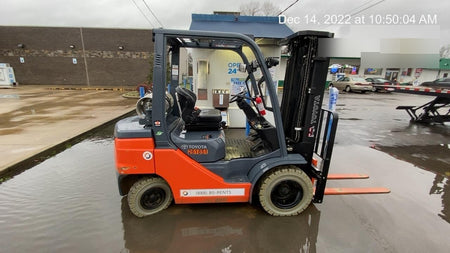 2022 TOYOTA 50-8FGU25