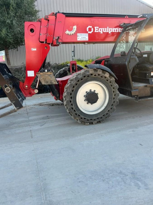 2017 Genie GTH-844 Diesel Engine, Solid Tires, 60" Carriage, Open ROPS