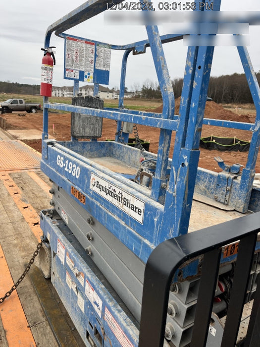 2020 Genie GS-1930 Fixed rails with chain entry gate - Pre A92.20