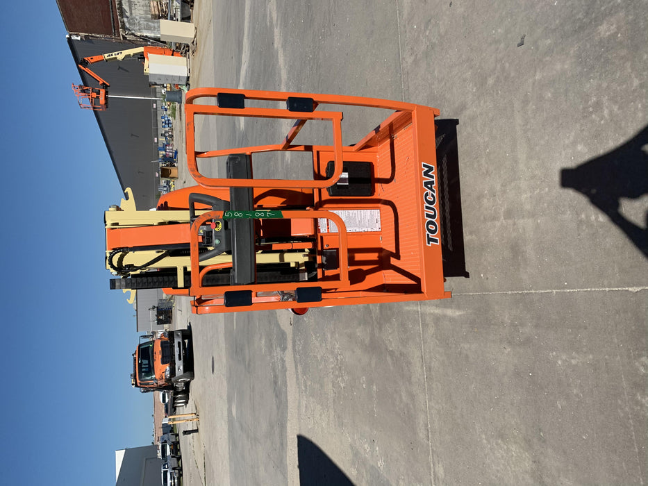 2019 JLG T26E